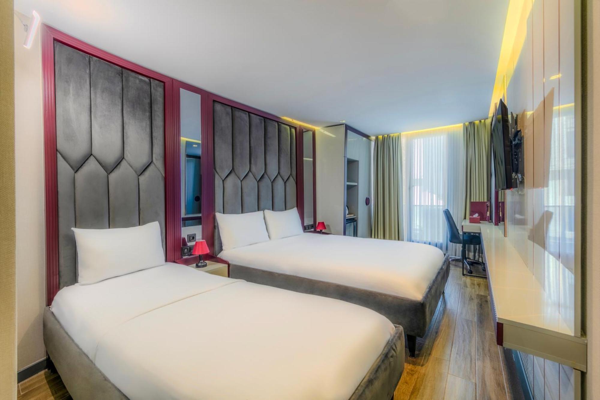 Heaven Premium Hotel Restaurant & Airport Shuttle Arnavutkoy Exterior photo
